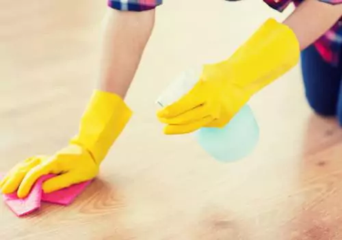 vinyl-plank-floors-cleaning-services